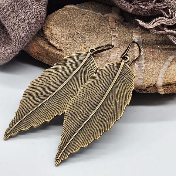 Anthropologie Leaf Boho Jewelry Antique Gold Bronze Long Earrings - Picture 3 of 7